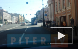 Видео: в Петербурге появились троллейбусы на аккумуляторах