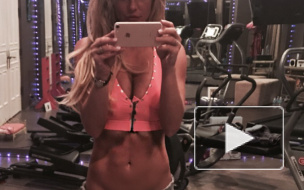 Бритни Спирс удивила фанатов идеальным телом