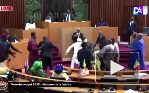 Обсуждение бюджета в парламенте Сенегала закончилось дракой