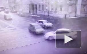 ДТП на перекрестке Садовой и Лермонтовской перекрыло движение