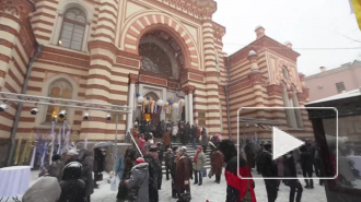 На юбилее петербургской синагоги стреляла пушка, лилось вино, гремел праздник