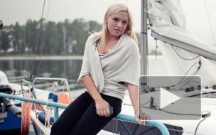 Красотки сражались с ветром и мужчинами на регате "Паруса Белых Ночей" в Петербурге