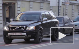 Мужчина в черной шляпе расстрелял петербуржца из-за ссоры на дороге