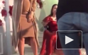 Видео: Анна Седокова записала дуэт с девушкой-инвалидом 