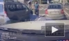 На Торжсковской двое с топором напали на водителя