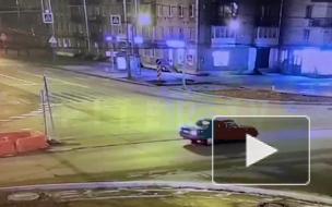 В огороженную яму на Ланском шоссе въехал еще один автомобиль