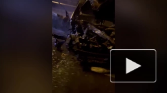 ДТП с грузовиком на юге КАД уничтожило машину такси