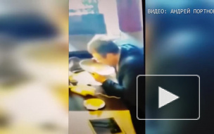 В сети появилось видео, где депутат Рады вылизывает тарелку 