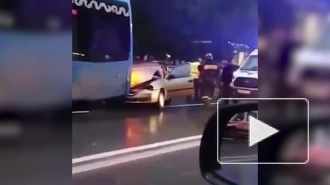 В ДТП с автобусом на востоке Москвы пострадали четыре человека