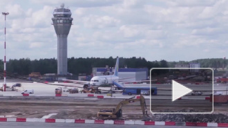  Мужчина, который спрыгнул с высоты в аэропорту Пулково, остался жив