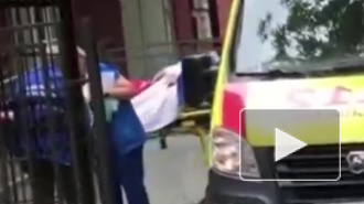 В Наро-Фоминске скончалась пожилая пациентка, которую уронили с каталки медики