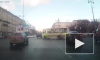 Появилось видео с Московского проспекта, где маршрутка протаранила внедорожник
