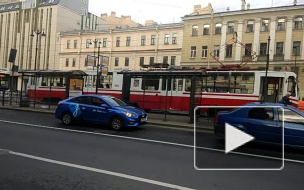 Авария на Лиговском проспекте парализовала движение общественного транспорта