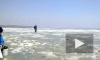 Лед треснул под рыбаком