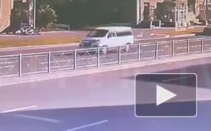 На Заневском проспекте водитель легковушки не приметил велосипедиста