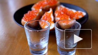 Ургант высмеял "Уральских пельменей" из-за роста цен на водку