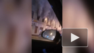 Двух пенсионеров госпитализировали после пожара на Колокольной улице
