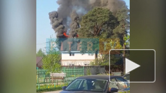 В Парголово на Тихоокеанской загорелся частный дом