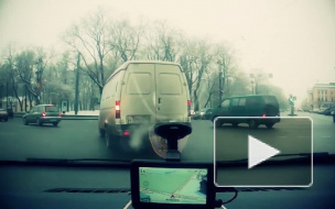 ДТП в Санкт-Петербурге: автобус с детьми, ехавшими на елку, опрокинулся, на Уральской сбили велосипедиста