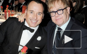 Сэр Элтон Джон сыграет свадьбу