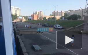 Во время круиза на теплоходе "Лунная соната"  отравилось около 50 человек 