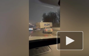 На Пулковском шоссе произошло массовое ДТП с автомобилем ГАИ