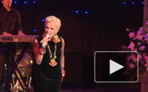 Лайма Вайкуле поздравила петербургских коммунальщиков с юбилеем