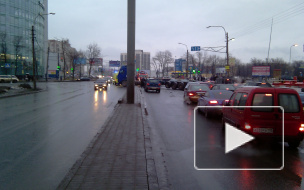 Пять человек пострадали в ДТП на Дунайском проспекте в Петербурге