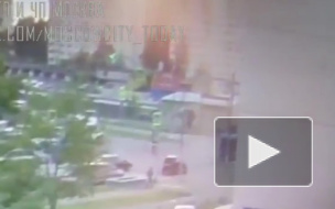 Опубликованы кадры момента ДТП в Зеленограде: Бетономешалка протаранила автобус