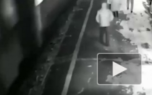 В Амурской области мужчина лишился ног, упав на платформе под поезд