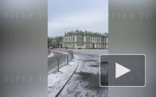 В центре Петербурга в преддверии выходных вновь появились автозаки и ограждения