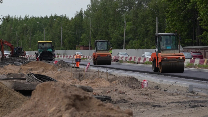 На острове Котлин продолжается реконструкция Кронштадтского шоссе
