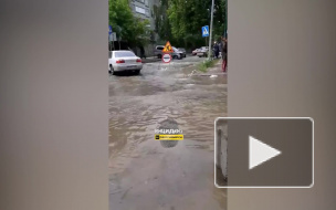 Новосибирск затопило кипятком во время ливня