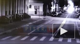 Полиция задержала водителя каршеринга, который врезался в угол дома в центре Петербурга