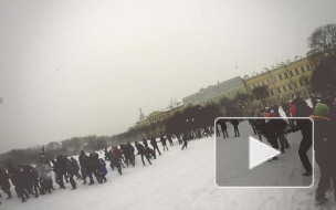 В Снежной битве на Марсовом поле победила дружба