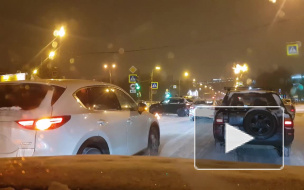 На пересечении Полюстровского и Пискаревского проспектов из-за ДТП с такси образовалась пробка