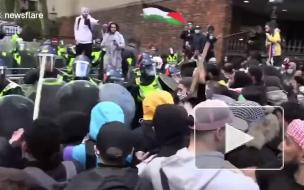 В Лондоне на акции в поддержку Палестины пострадали полицейские