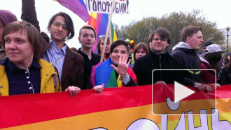 ЛГБТ со скандалом прошли по Невскому в первомайской колонне