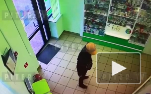 Мужчина угрожал ножом аптекарю в Мурино