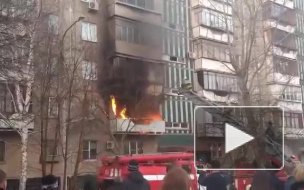 В одном из домов Челябинска загорелся балкон