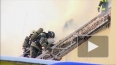 8 пожарных машин тушили пожар на улице Розенштейна, ...