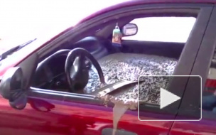 Видео: ревнивый петербуржец превратил в бетон авто супруги