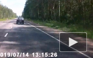 Момент аварии возле поселка имени Морозова попал на видео