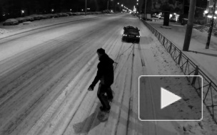 Полицейские ночью на дорогах Петербурга ловили сноубордистов