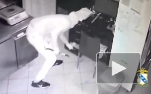  В Курске полицейские задержали 37-летнего подозреваемого в попытке кражи денег из банкомата 