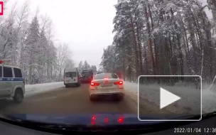 В Выборгском районе произошла смертельная авария с грузовиком и легковушкой