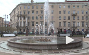 В Петербурге запустили фонтаны после зимнего перерыва