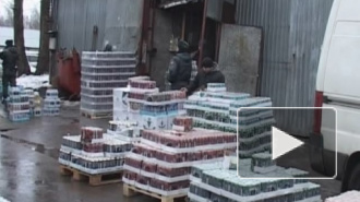 В Петербурге нашли подпольный склад с 10 тысячами литров контрафактного алкоголя