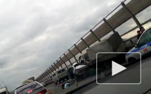 Страшное ДТП на "танцующем мосту" в Волгограде сняли на видео