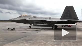 США довооружатся истребителями F-22